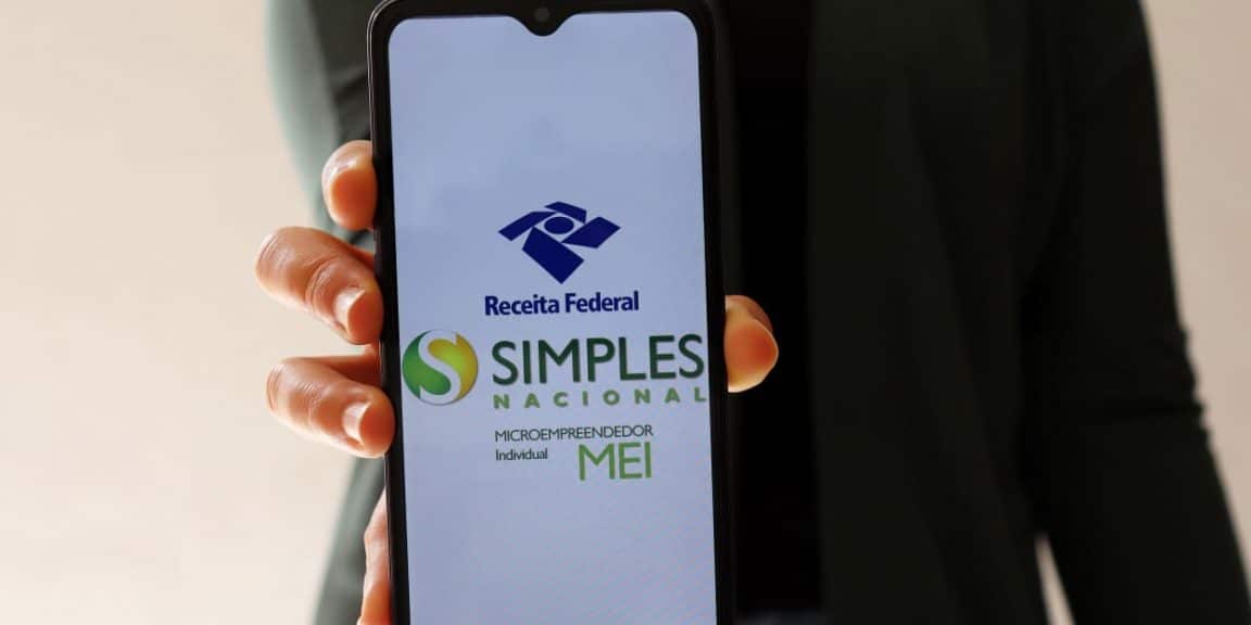 Como pagar o DAS pelo Pix [MEI e Simples Nacional]: aprenda